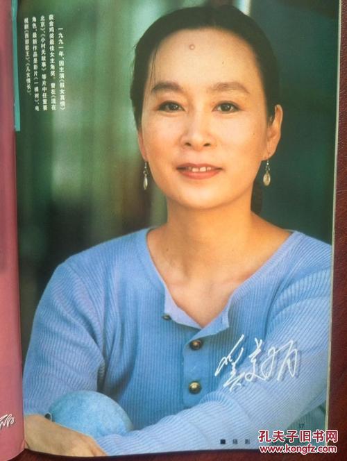 办理假日本明治大学文凭毕业证